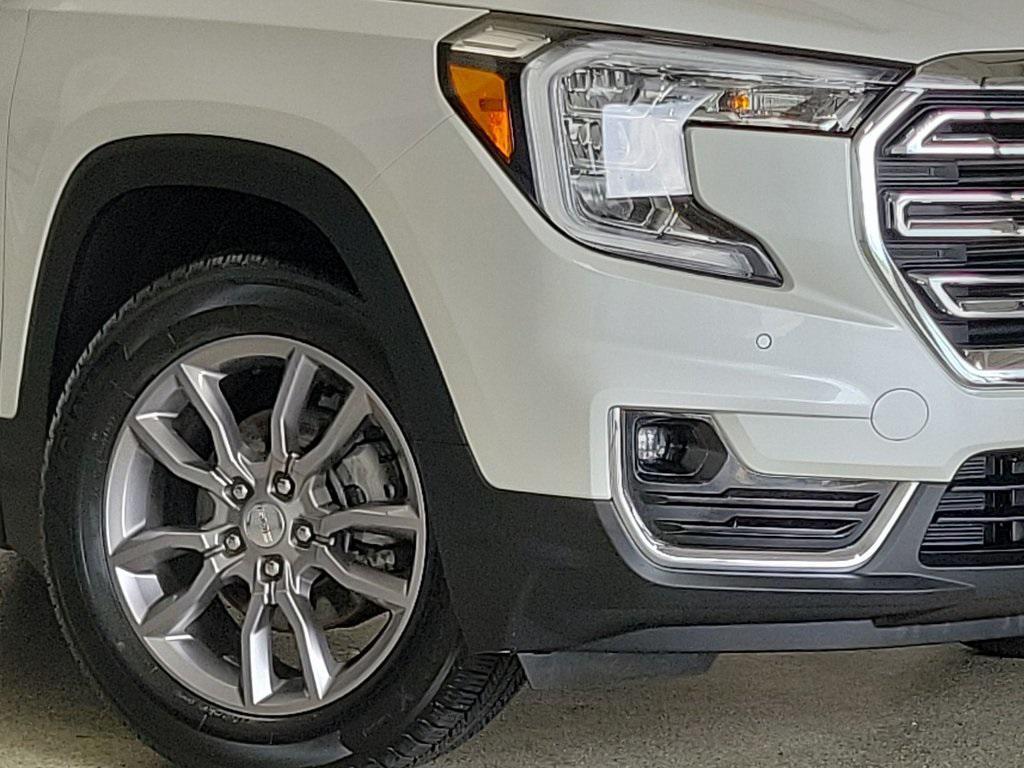 used 2022 GMC Terrain car, priced at $25,599
