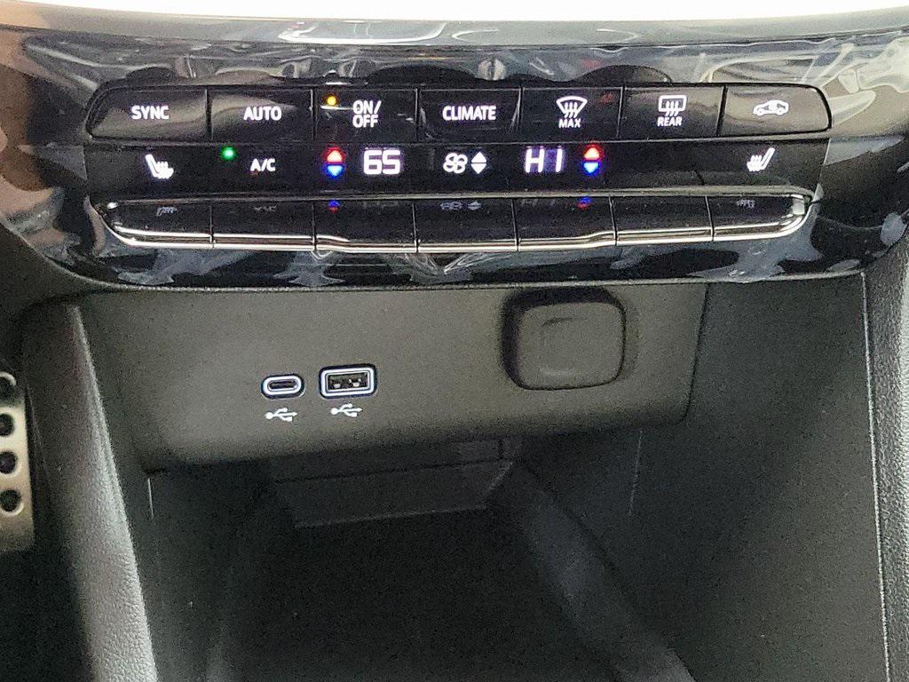 used 2024 Buick Encore GX car, priced at $27,999