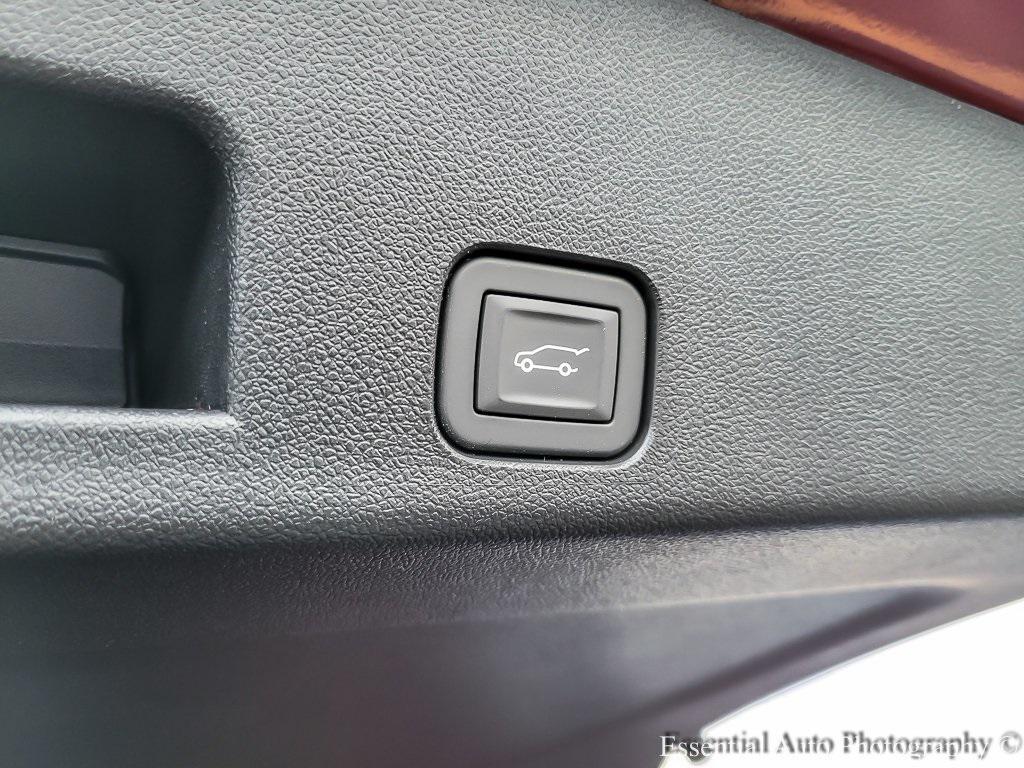 new 2026 Chevrolet Traverse car, priced at $48,500