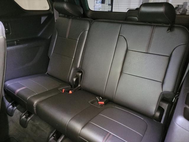 used 2022 Chevrolet Traverse car, priced at $31,999