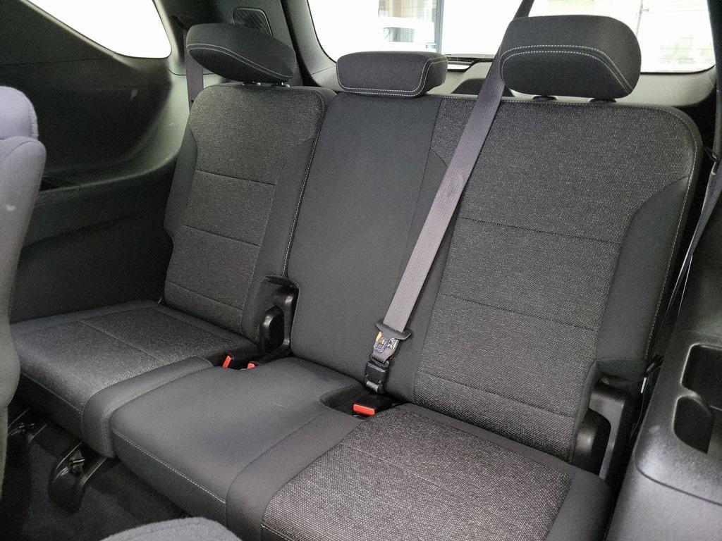 used 2025 Chevrolet Traverse car, priced at $37,699