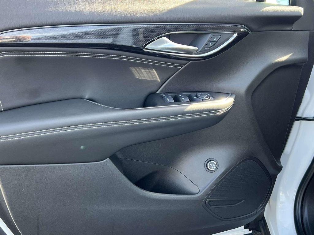 used 2022 Buick Envision car, priced at $24,999