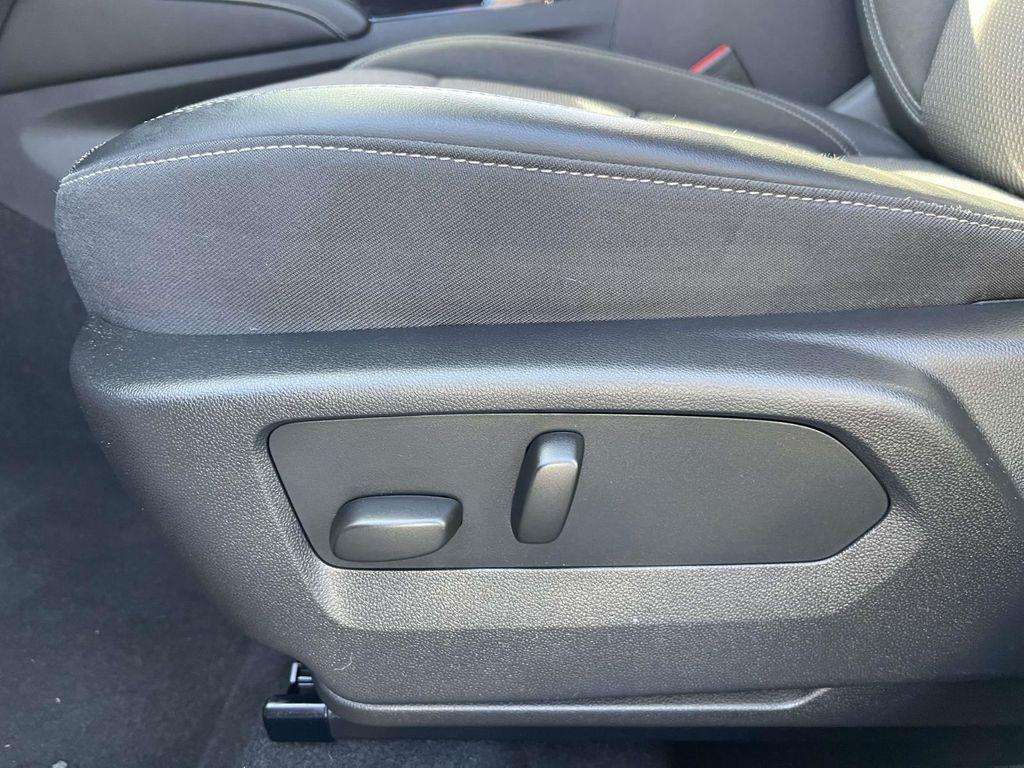 used 2022 Buick Envision car, priced at $24,999