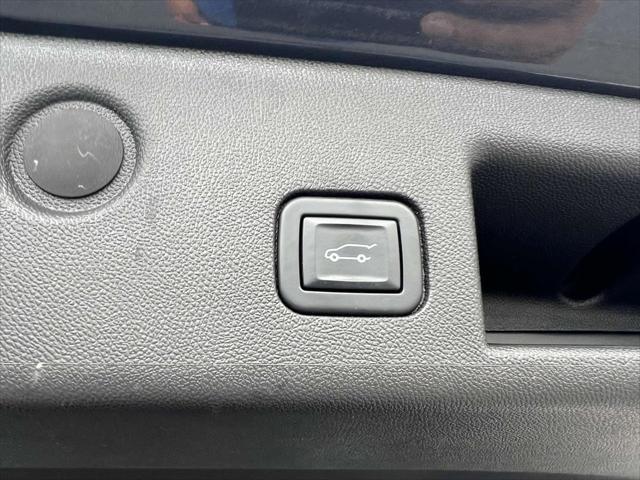 used 2022 Chevrolet Equinox car, priced at $20,999
