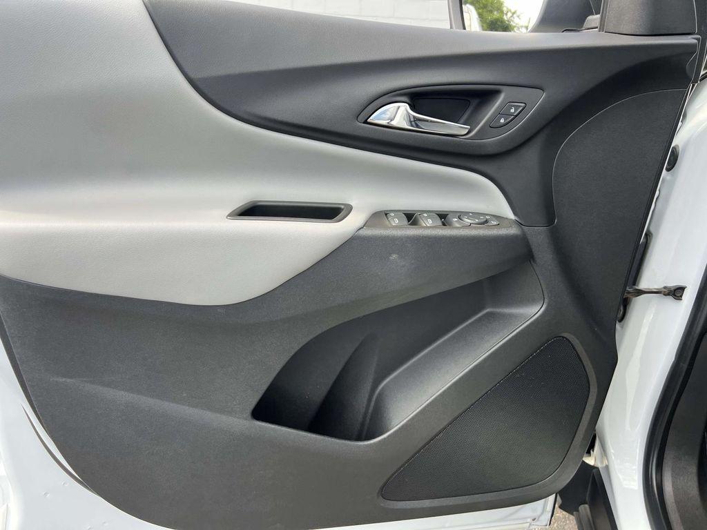 used 2022 Chevrolet Equinox car, priced at $18,999