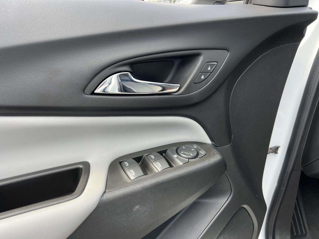 used 2022 Chevrolet Equinox car, priced at $18,999