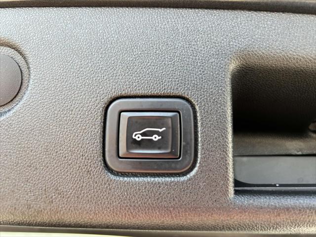 used 2022 Chevrolet Equinox car, priced at $19,999