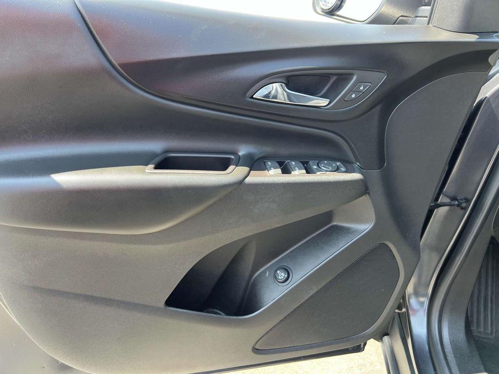 used 2022 Chevrolet Equinox car, priced at $19,999