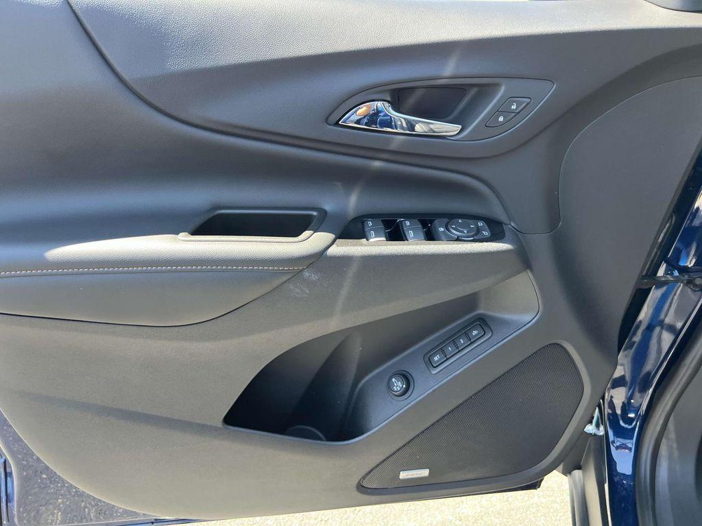 used 2022 Chevrolet Equinox car, priced at $25,599