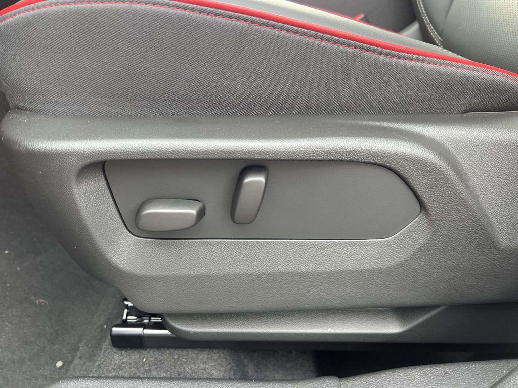 used 2023 Buick Envision car, priced at $30,499