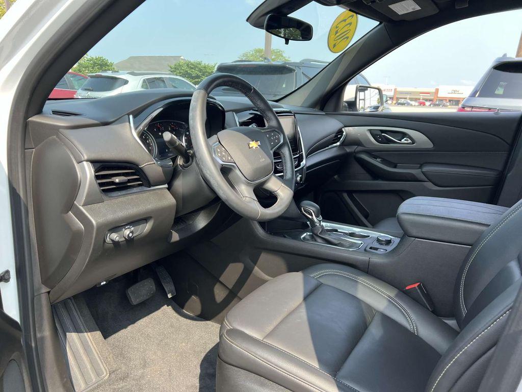 used 2023 Chevrolet Traverse car, priced at $30,579