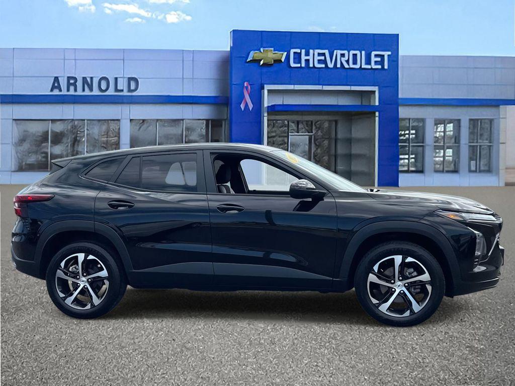 used 2024 Chevrolet Trax car, priced at $20,999