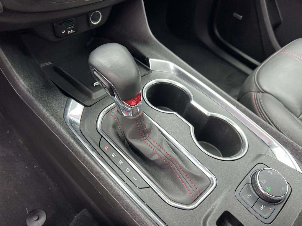 used 2023 Chevrolet Traverse car, priced at $34,999