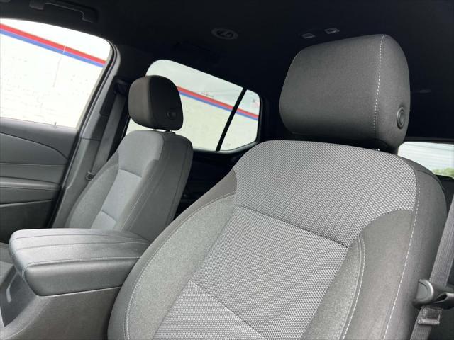 used 2022 Chevrolet Traverse car, priced at $26,999
