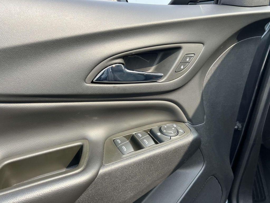 used 2023 Chevrolet Equinox car, priced at $22,599