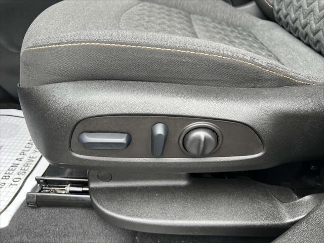 used 2022 Chevrolet Equinox car, priced at $19,999