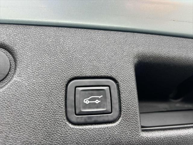 used 2022 Chevrolet Equinox car, priced at $19,999