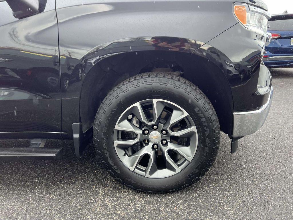 used 2024 Chevrolet Silverado 1500 car, priced at $37,699