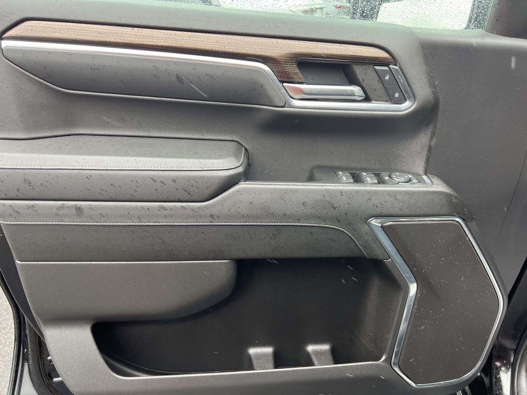 used 2024 Chevrolet Silverado 1500 car, priced at $37,699