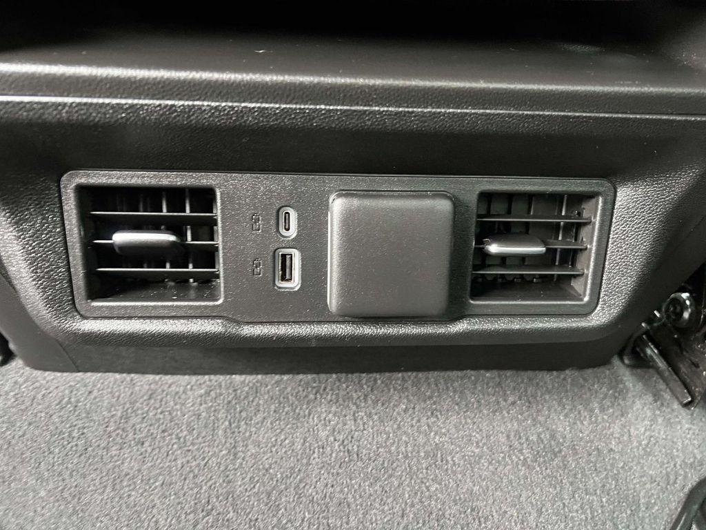 used 2024 Chevrolet Silverado 1500 car, priced at $37,699