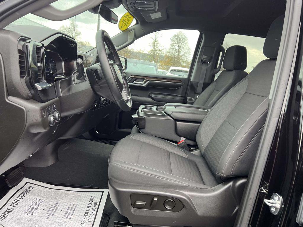 used 2024 Chevrolet Silverado 1500 car, priced at $37,699