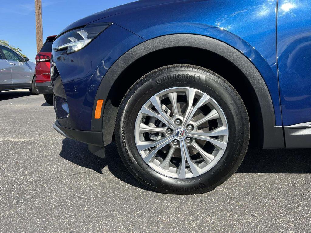 used 2022 Buick Envision car, priced at $24,899