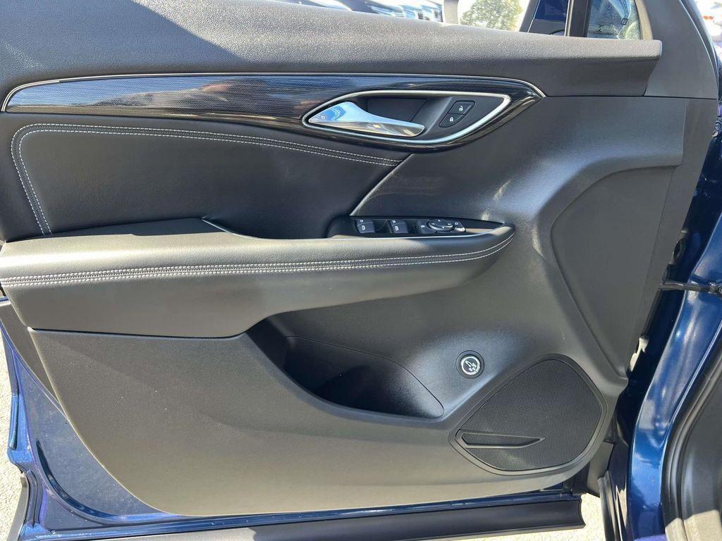 used 2022 Buick Envision car, priced at $24,899