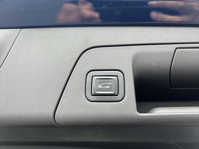 used 2022 Buick Envision car, priced at $27,399