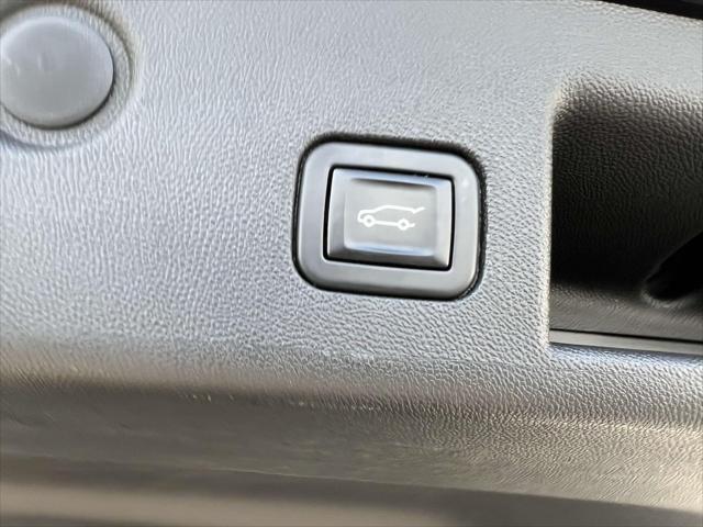 used 2022 Chevrolet Equinox car, priced at $19,999
