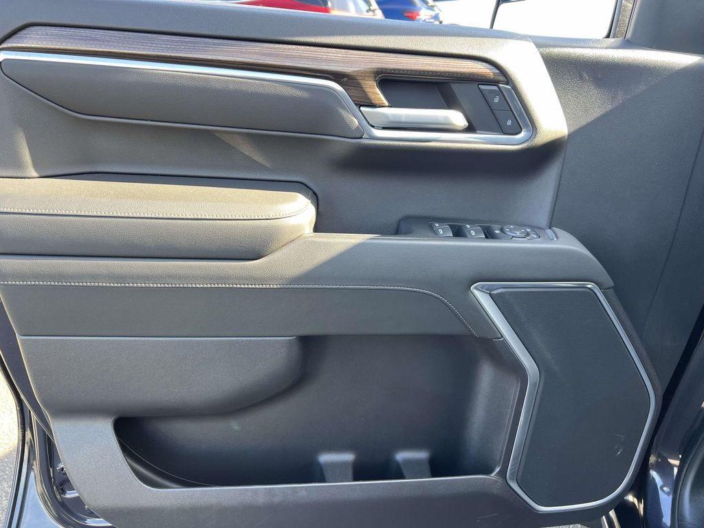 used 2022 Chevrolet Silverado 1500 car, priced at $35,495