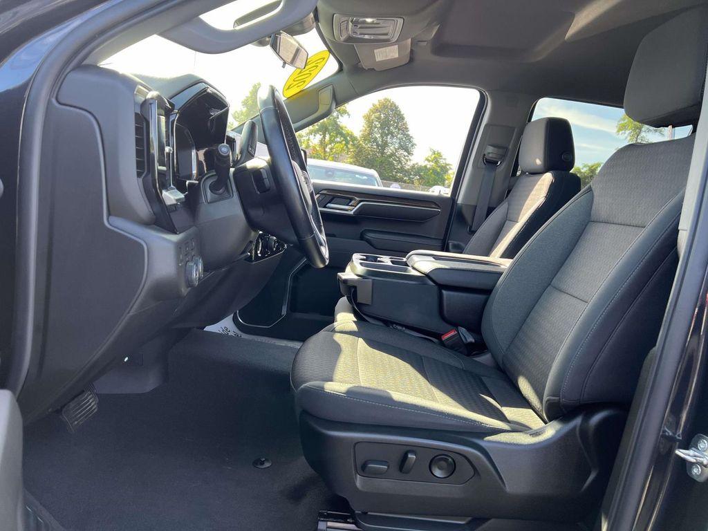 used 2022 Chevrolet Silverado 1500 car, priced at $35,495