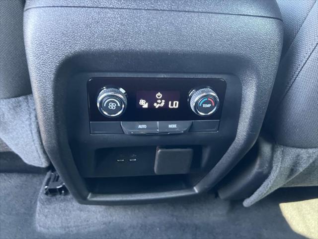used 2024 Chevrolet Traverse car, priced at $41,999