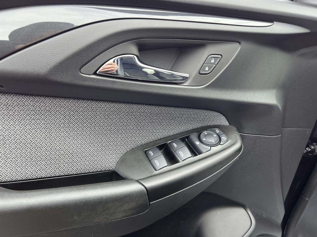 used 2023 Chevrolet TrailBlazer car, priced at $17,999