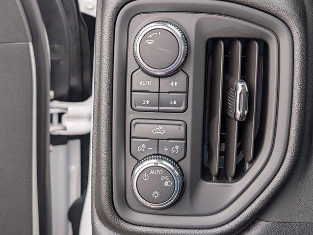 new 2025 GMC Sierra 1500 car, priced at $42,945