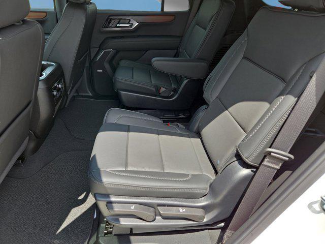 used 2025 GMC Yukon car, priced at $79,595