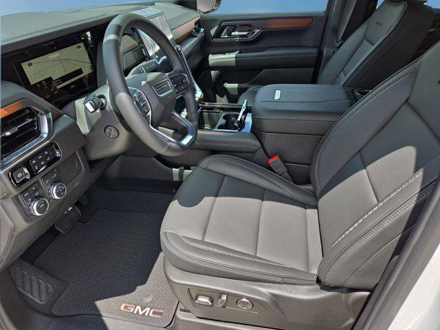 used 2025 GMC Yukon car, priced at $79,595