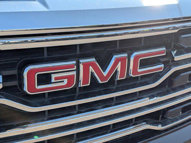new 2025 GMC Sierra 1500 car, priced at $55,285