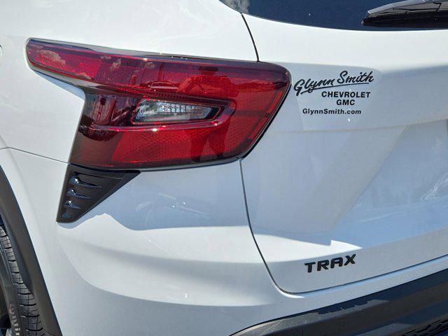 new 2025 Chevrolet Trax car, priced at $24,730