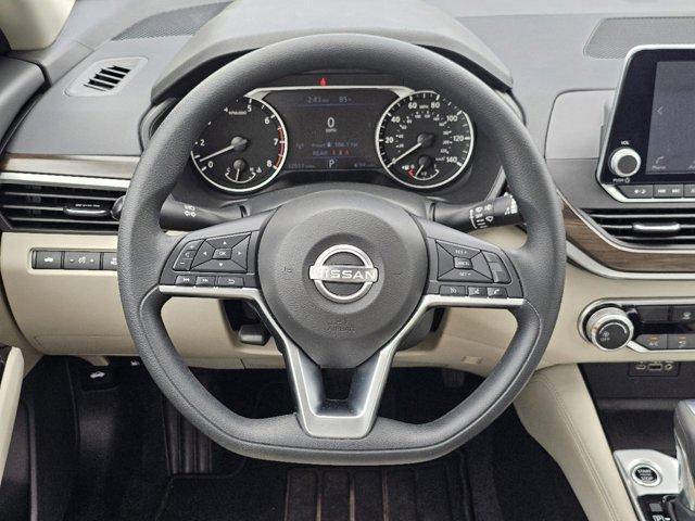 used 2023 Nissan Altima car, priced at $25,499