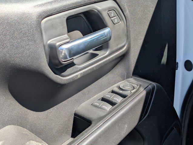 new 2025 GMC Sierra 1500 car, priced at $41,395