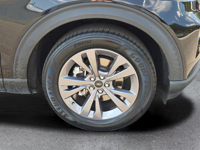 used 2022 Ford Explorer car, priced at $28,595