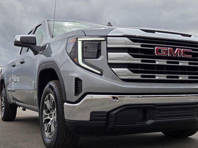 new 2025 GMC Sierra 1500 car, priced at $41,935