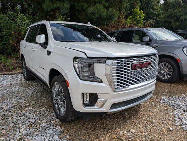 used 2022 GMC Yukon car, priced at $57,595