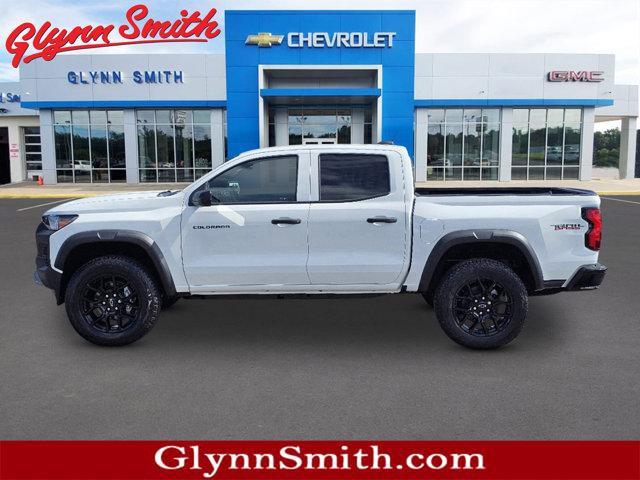 new 2024 Chevrolet Colorado car, priced at $40,395