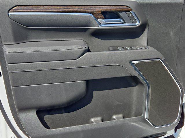 new 2025 GMC Sierra 1500 car, priced at $42,840