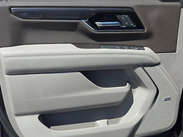 new 2025 GMC Yukon XL car, priced at $73,410
