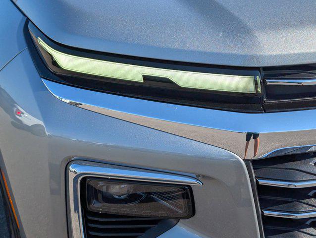 new 2026 Chevrolet Traverse car, priced at $43,235