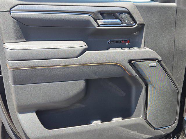 new 2025 GMC Sierra 1500 car, priced at $59,185