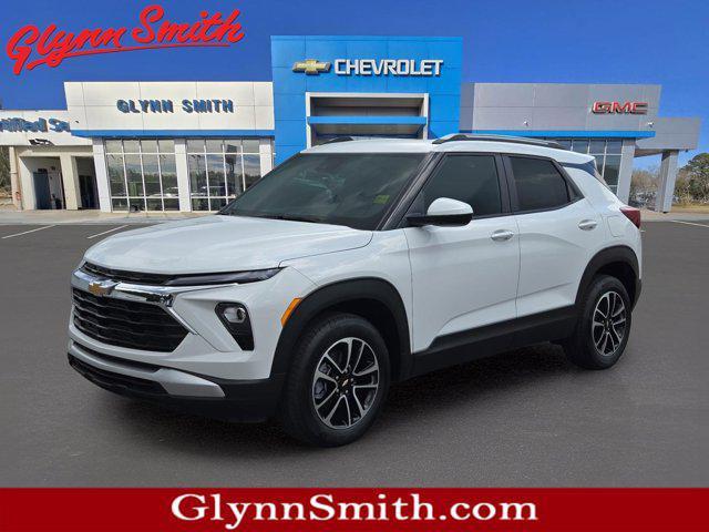 new 2025 Chevrolet TrailBlazer car, priced at $29,180