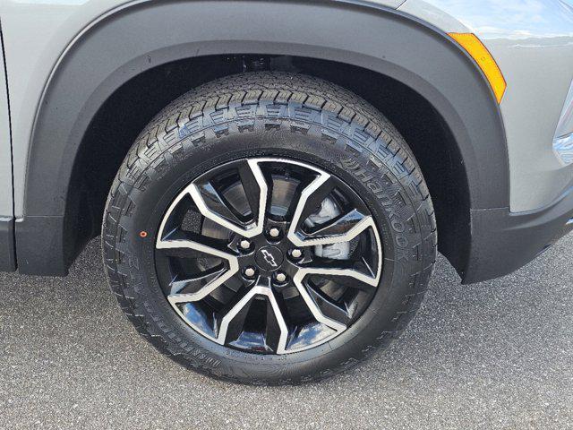 new 2025 Chevrolet TrailBlazer car, priced at $33,680